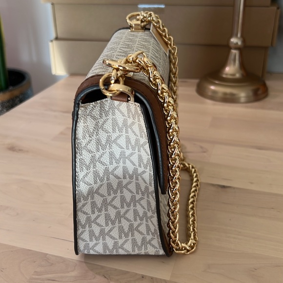 Michael Kors Sonia shoulder bag size small, color is vanilla. - Picture 6 of 8